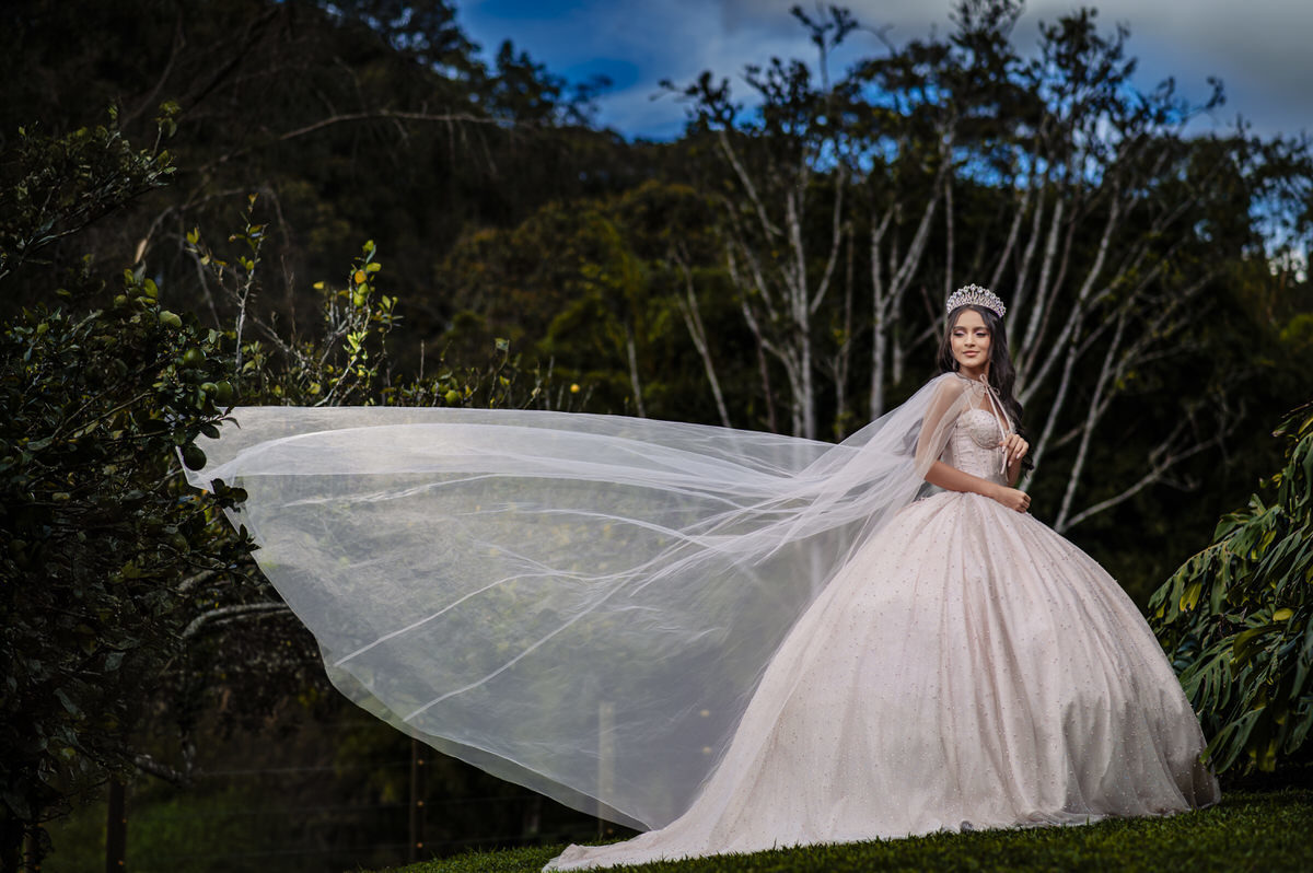 Fotógrafo de quinceañeras Llanogrande