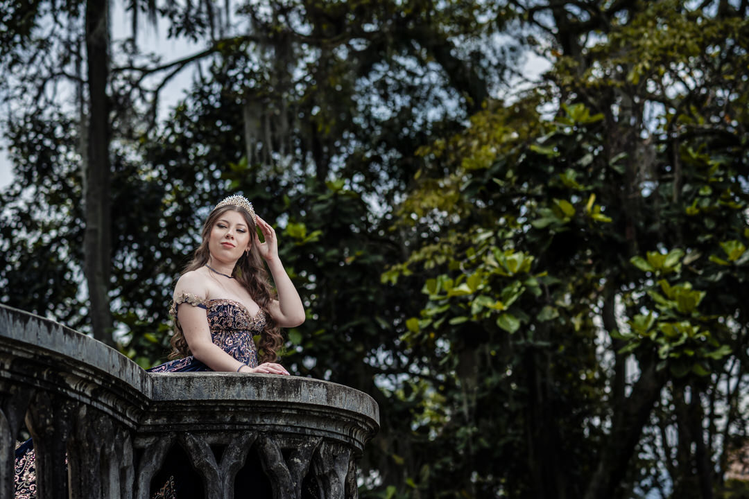 Fotografía de quince años en uno de los lugares más emblemáticos de Medellín.