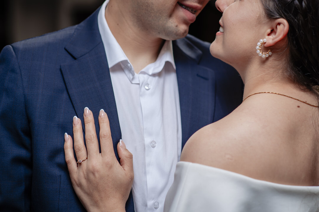 Pre-wedding photography session of the couple in a natural setting.