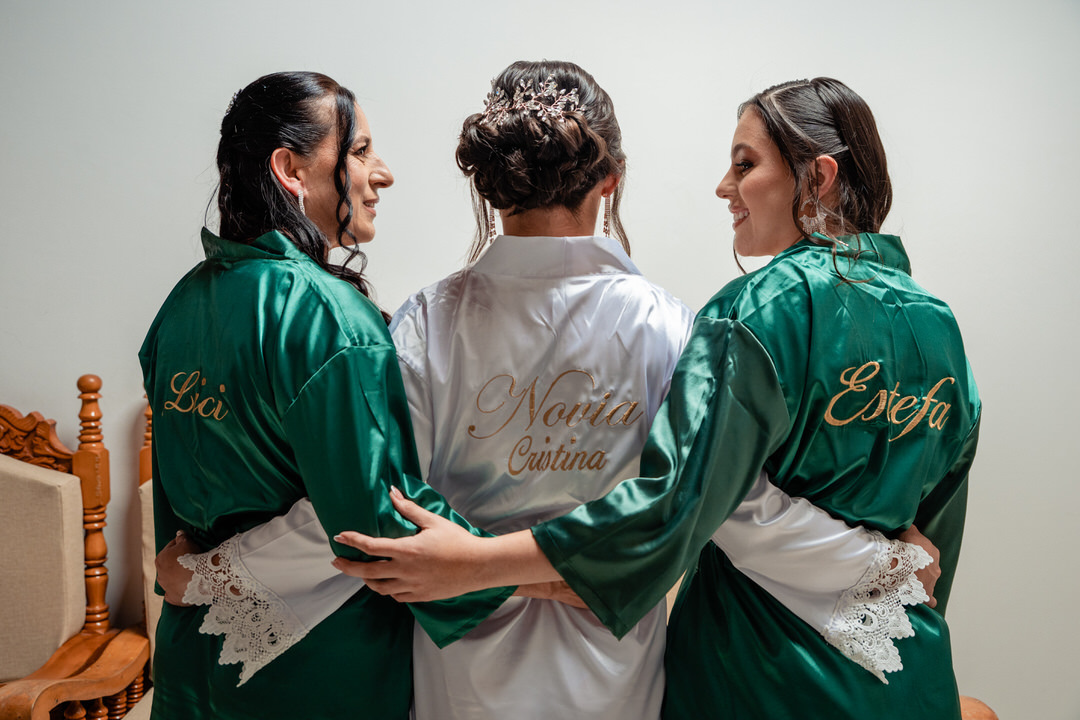 Retrato de los recién casados después de la ceremonia.