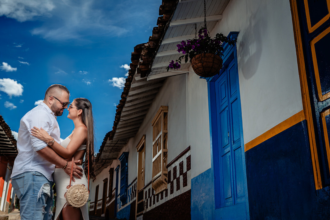 Fotografía profesional para una sesión de compromiso.