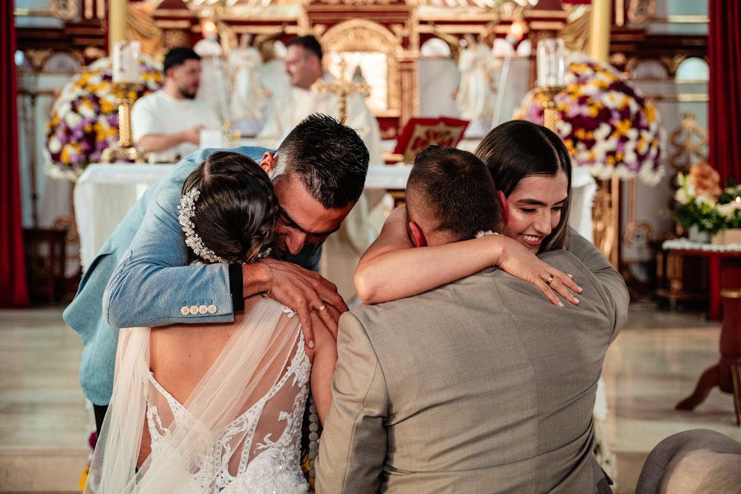 Sesión de pareja el día de la boda.