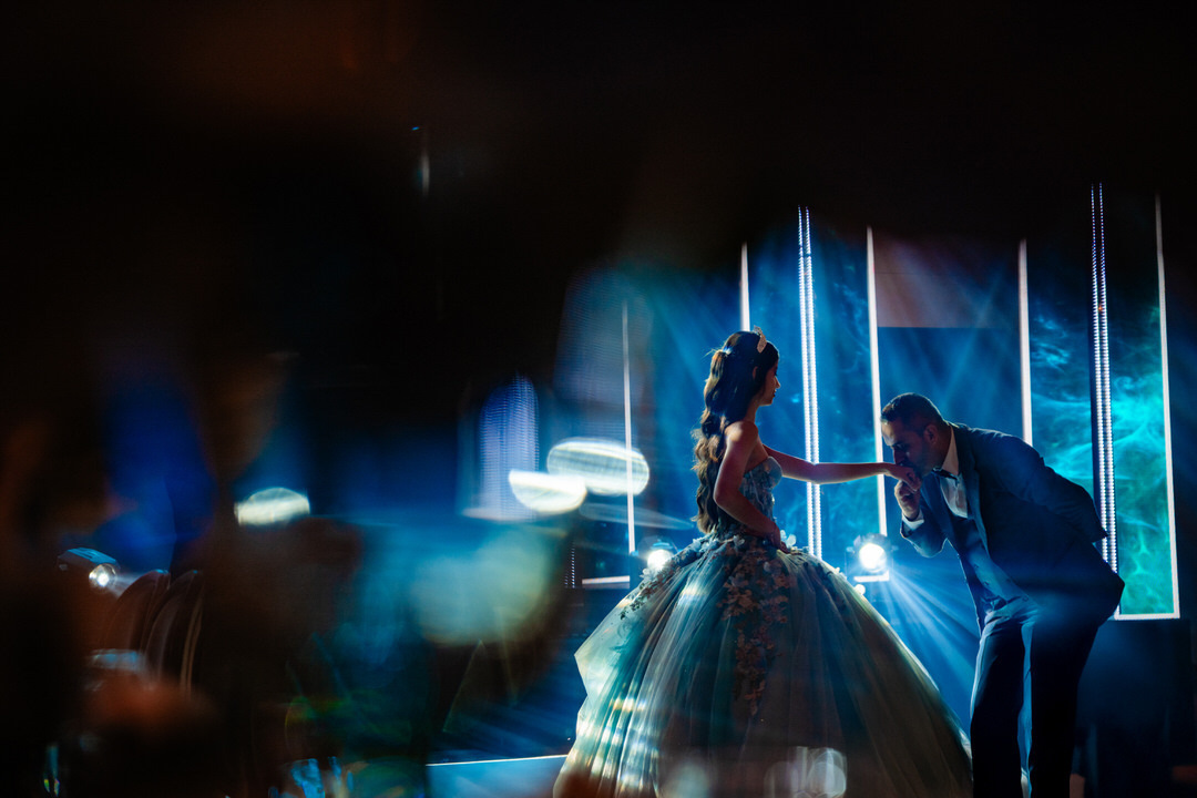 Sesión fotográfica de quince años en exteriores.