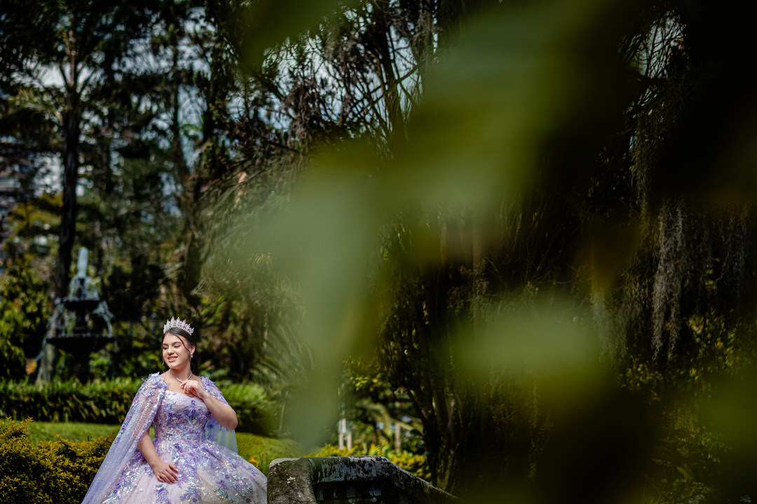 Fotografía de quince años en uno de los lugares más emblemáticos de Medellín.
