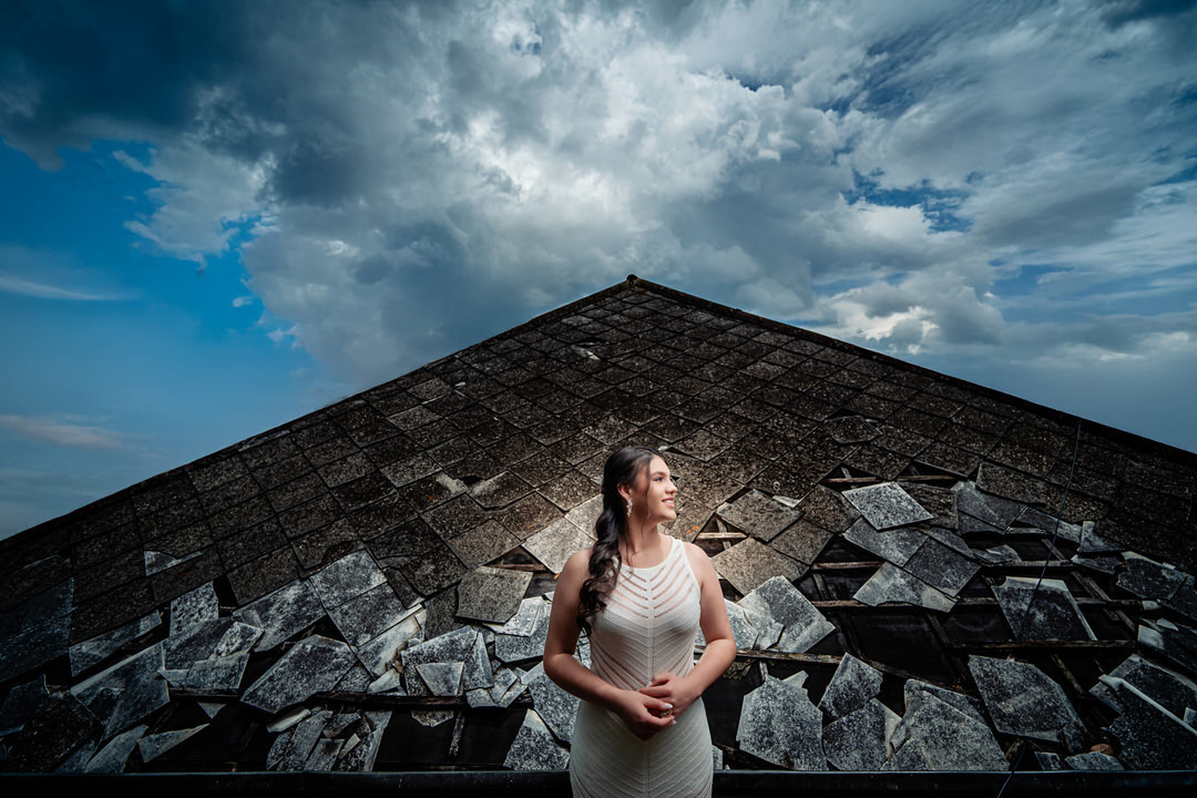 Quinceañera photo session at Museo El Castillo in Medellín.