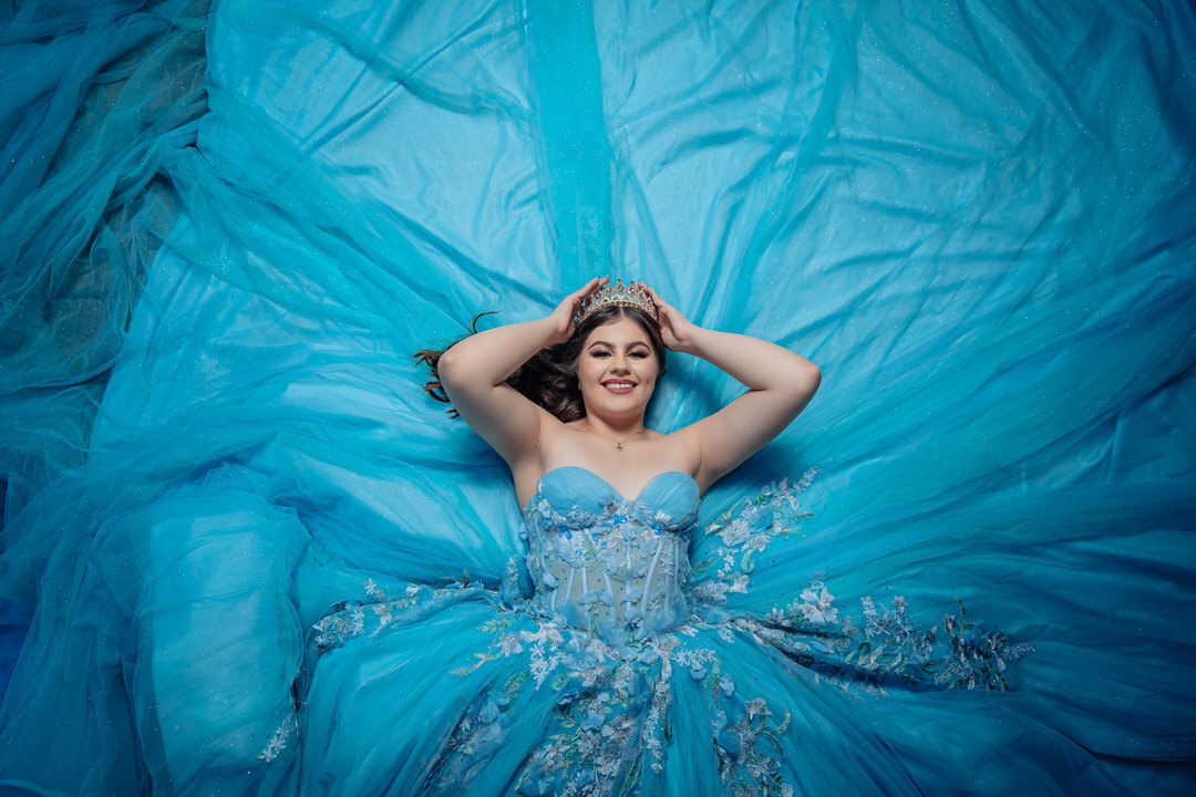 Professional quinceañera photography with timeless and natural style.