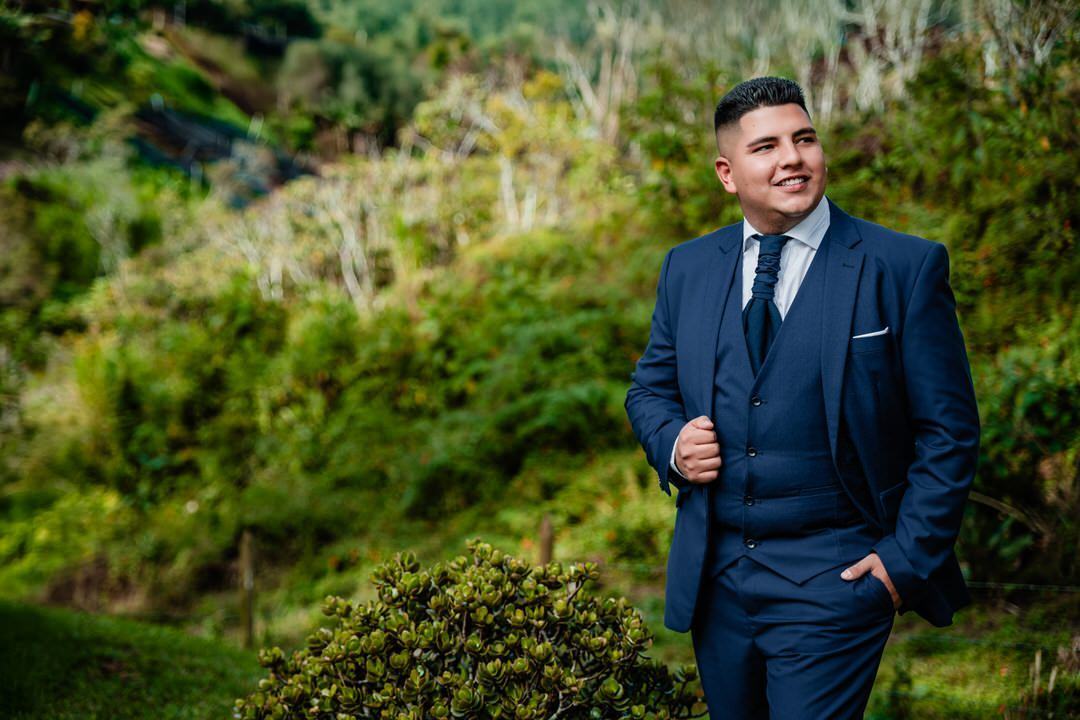 Intercambio de argollas durante la celebración del matrimonio.