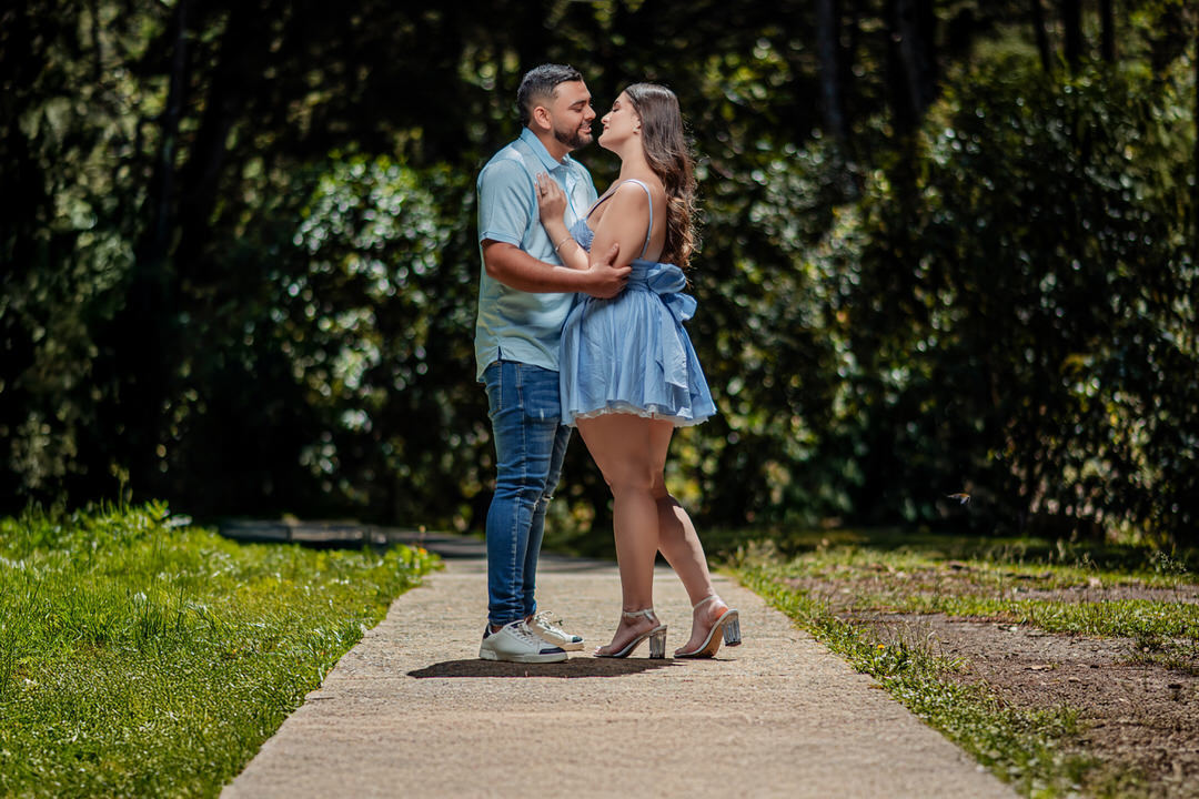 Retrato de los futuros esposos en una sesión previa a la boda.