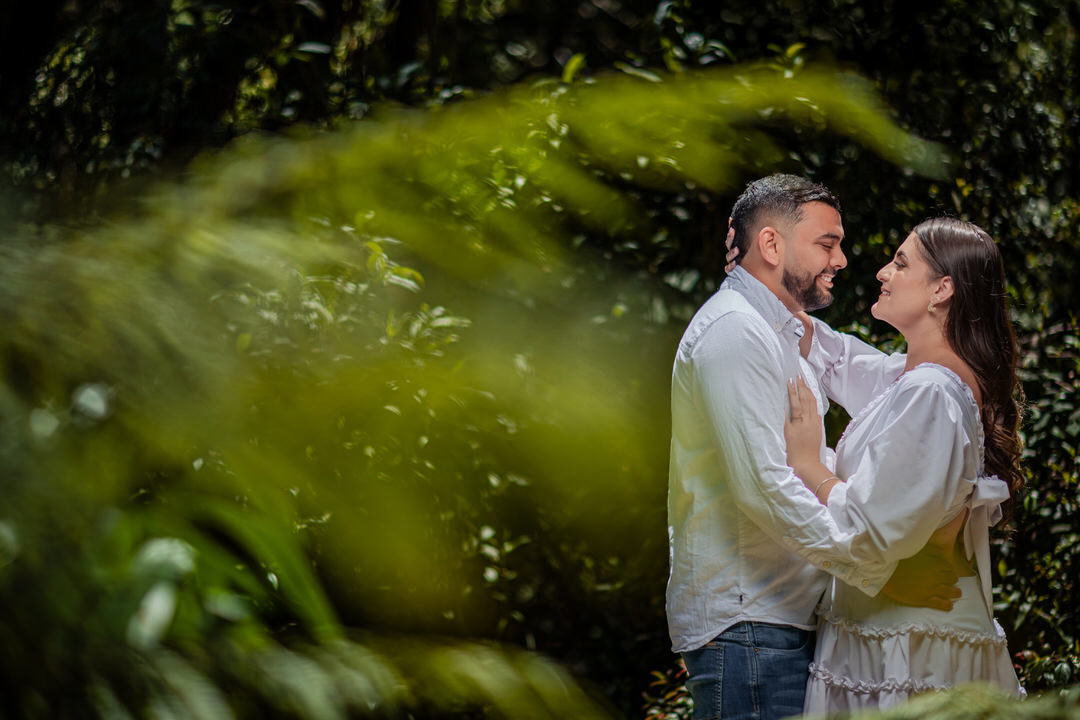 Fotografía profesional para una sesión de compromiso.