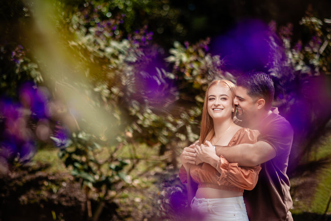 Fotografía de compromiso antes de su matrimonio.