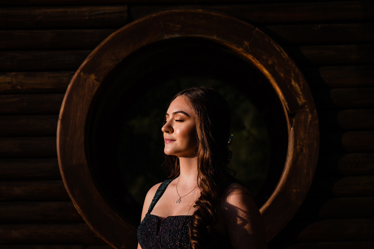 Sesión de Ximena en sus quince años con luz natural