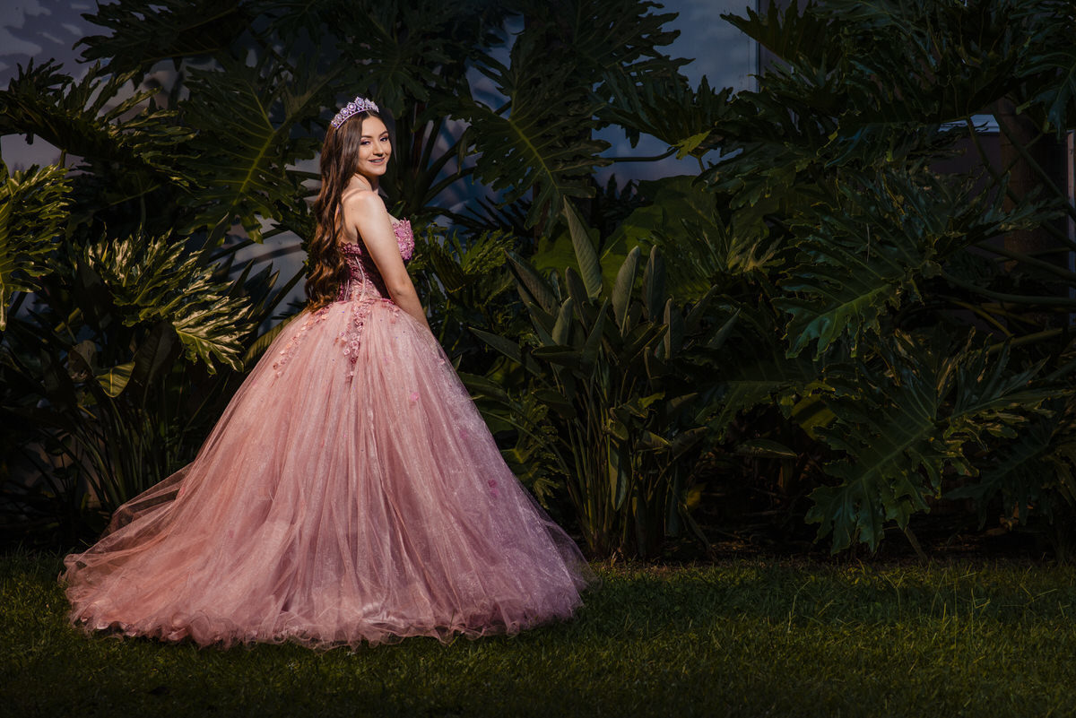 Ximena en su fiesta de quince años