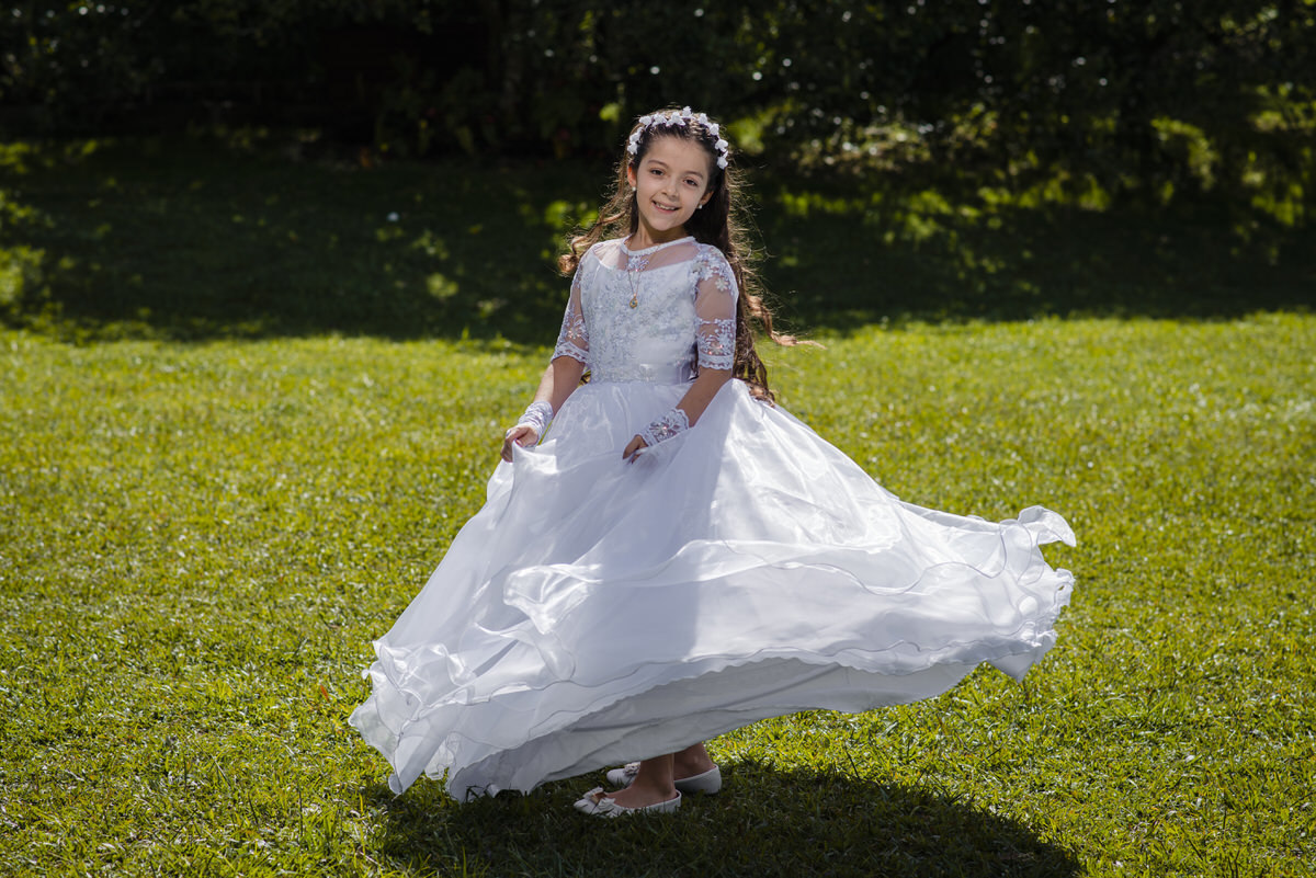 Ana Isabel con su vestido de Primera Comunión