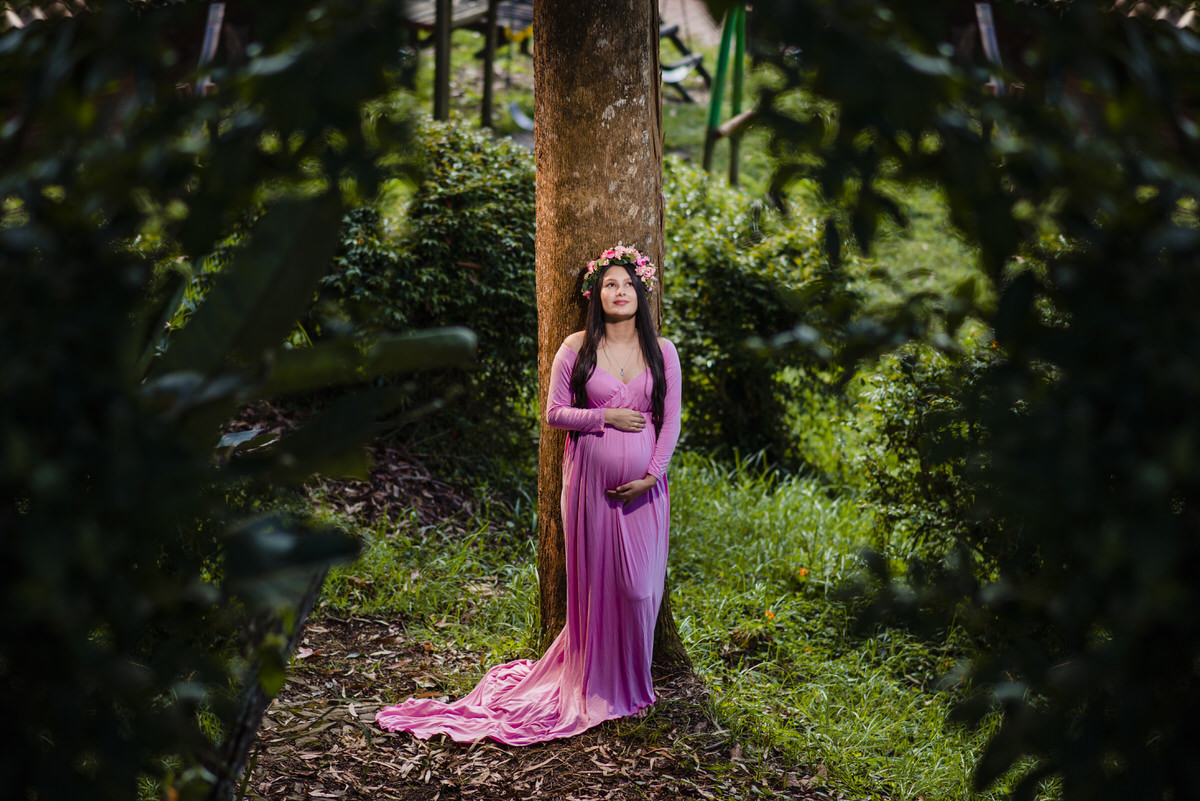 Viviana disfrutando su sesión de maternidad