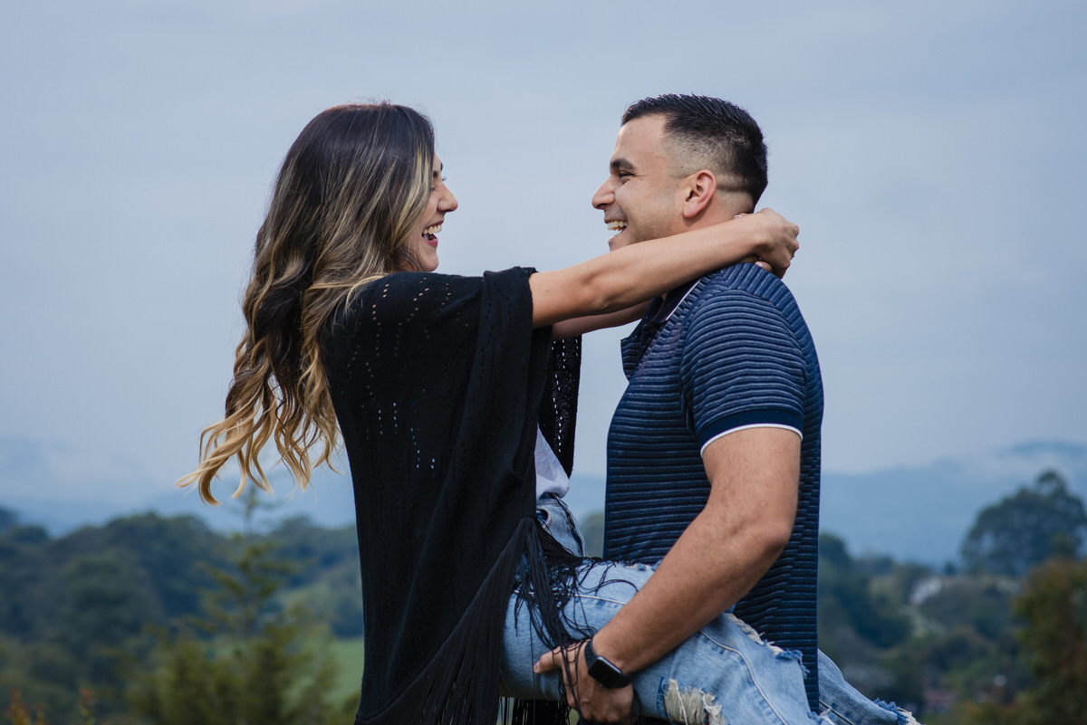 Una divertida sesión preboda con Maire & Sebas