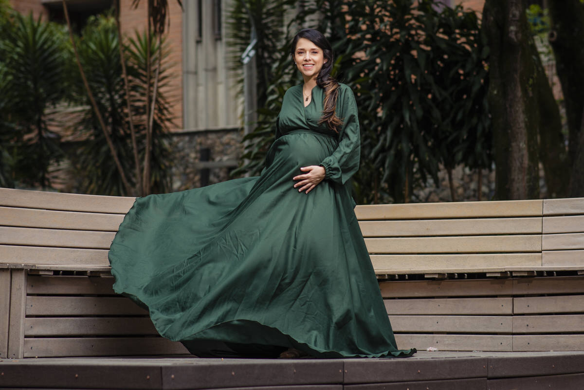 Érica con su vestido de maternidad