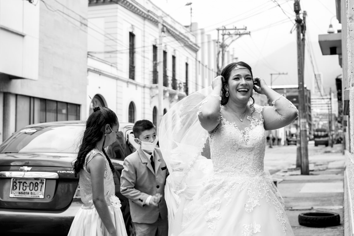 Llegada de la novia a la boda de Leidy & Javier