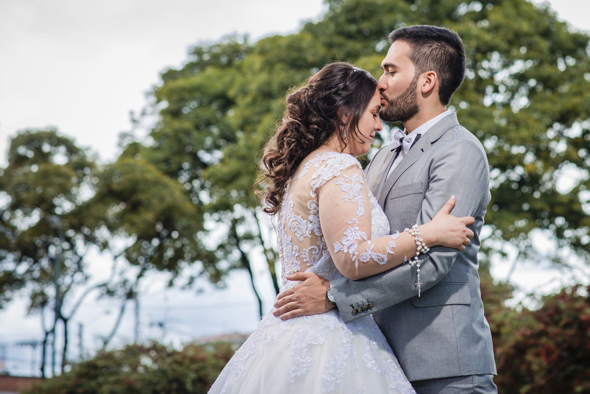 Vestido del novio en la Boda Leidy & Javier