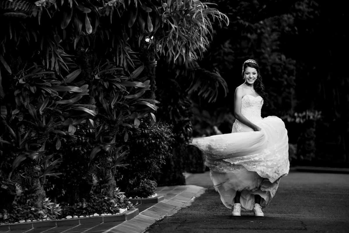Daniela con su vestido de quinces