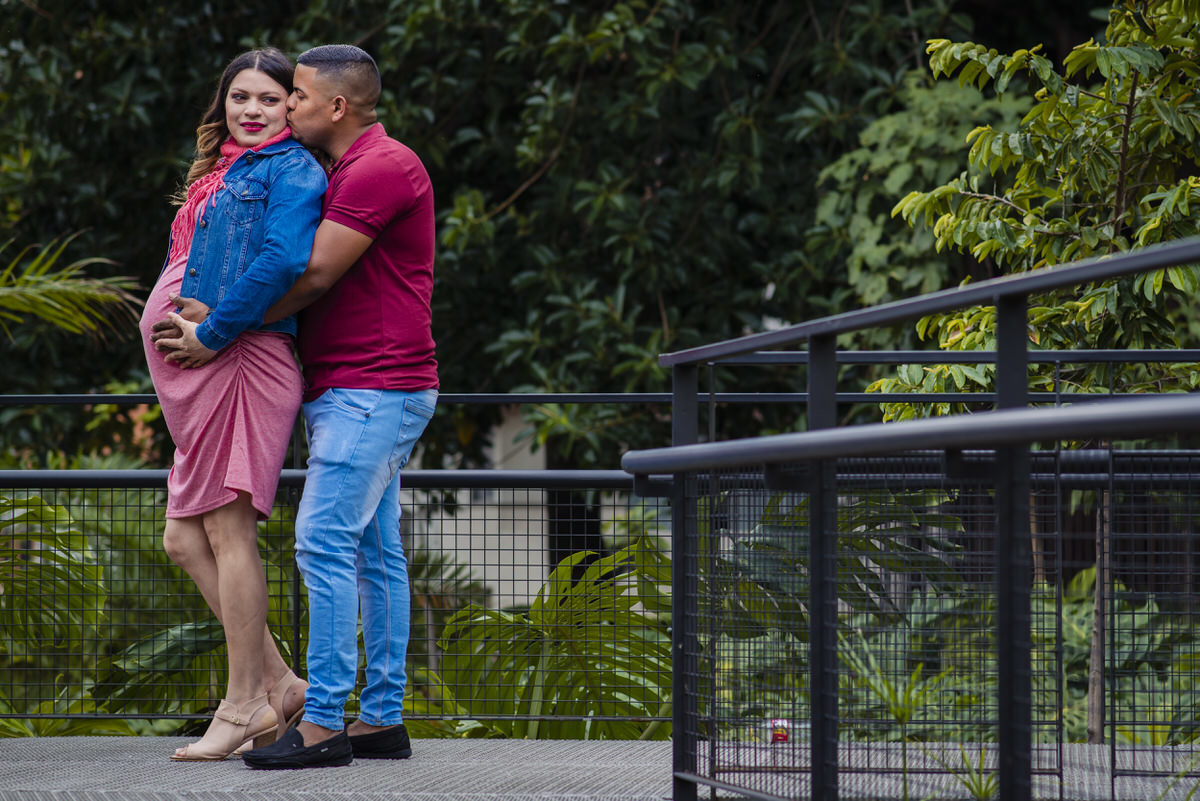 fotografía de maternidad Medellín