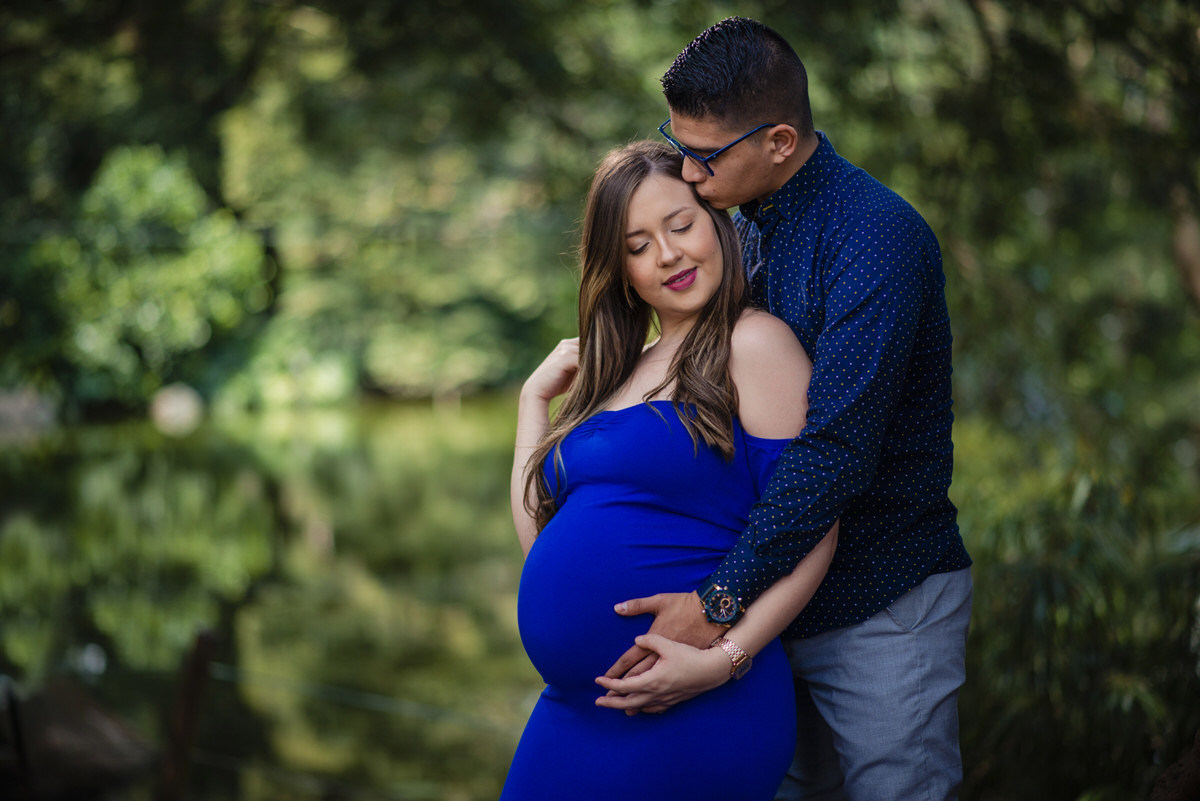 Fotógrafo de maternidad Medellín