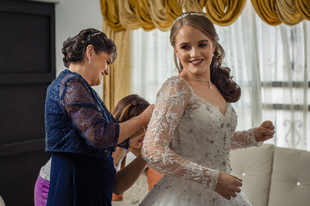 Fotógrafa de matrimonios Medellín 