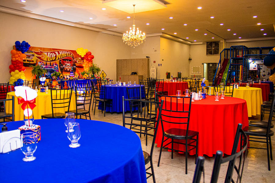 Festa em Jaú-SP no salão Espaço Verena