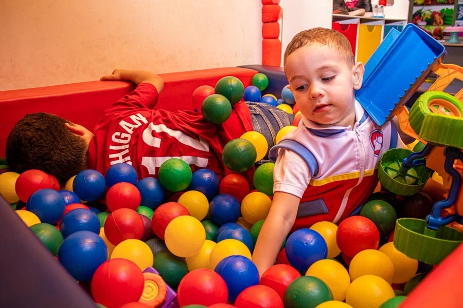 festa infantil abracadabra jau Benicio contou 3 pamela trevisan