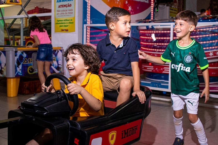 festa infantil salão joão e maria jau sp 
Pamela Trevisan Photography