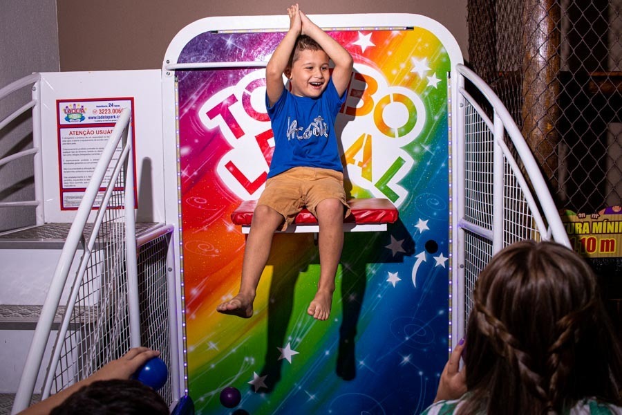 festa infantil salão joão e maria jau sp 
Pamela Trevisan Photography