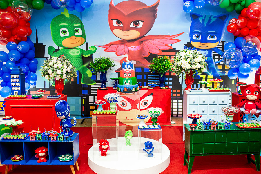 aniversario infantil Pamela Trevisan e Valber Trevisan Jau SP abrakadabra