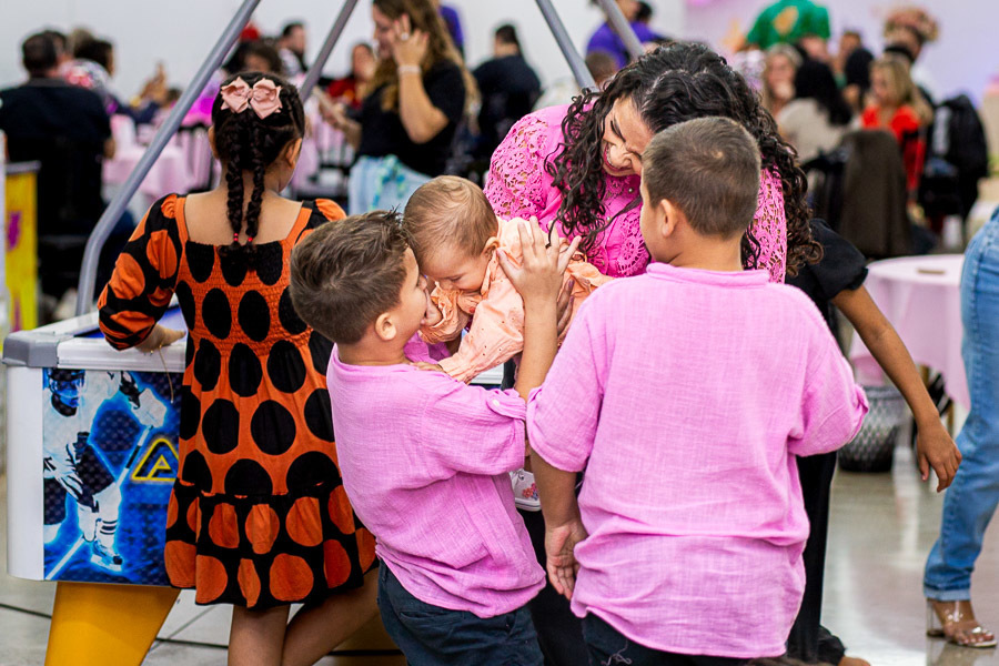 Festa infantil Manuela conta 1 mais alegria jau Pamela Trevisan