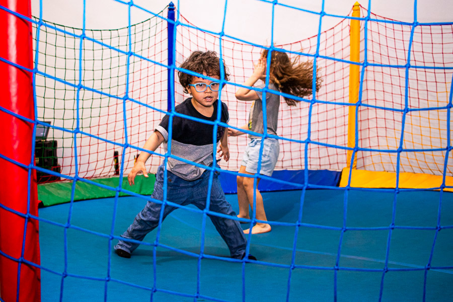 Festa infantil Jau SP Magic Park Brida conta 5 Pamela Trevisan e Valber Trevisan