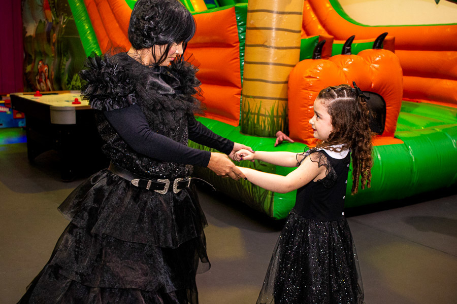 Festa infantil Jau SP Magic Park Brida conta 5 Pamela Trevisan e Valber Trevisan