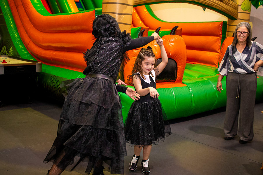 Festa infantil Jau SP Magic Park Brida conta 5 Pamela Trevisan e Valber Trevisan