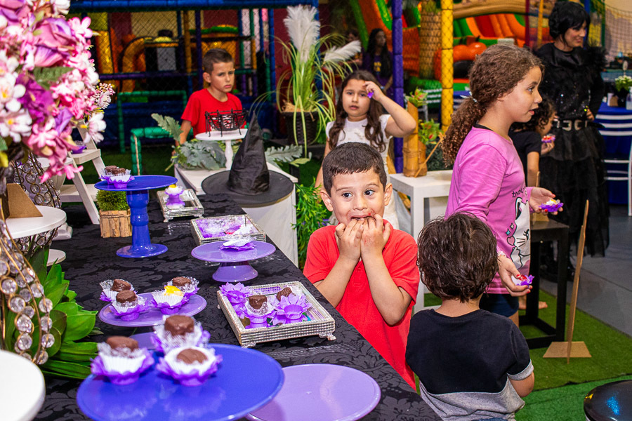 Festa infantil Jau SP Magic Park Brida conta 5 Pamela Trevisan e Valber Trevisan