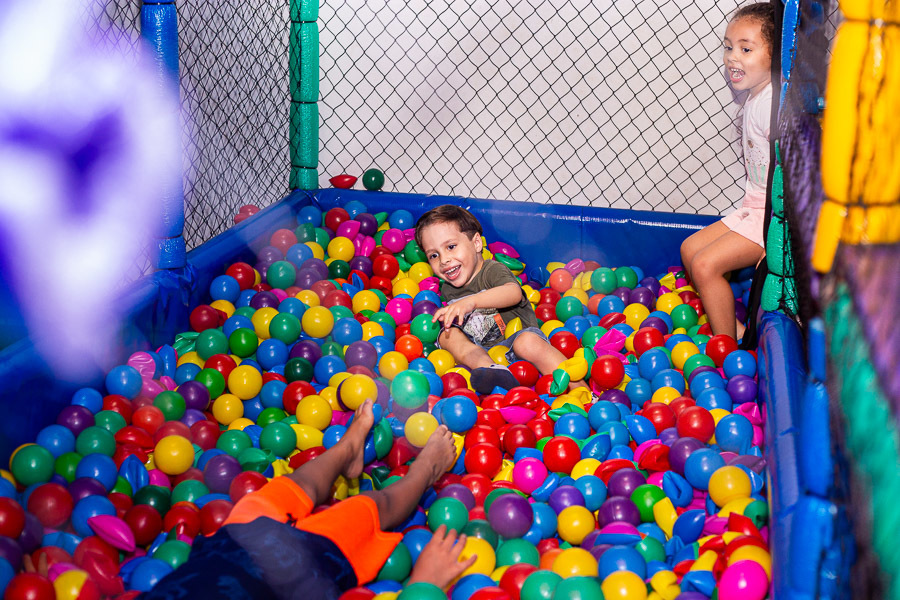 Festa infantil Jau SP Magic Park Brida conta 5 Pamela Trevisan e Valber Trevisan