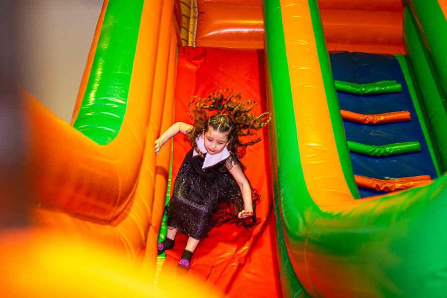 Festa infantil Jau SP Magic Park Brida conta 5 Pamela Trevisan e Valber Trevisan