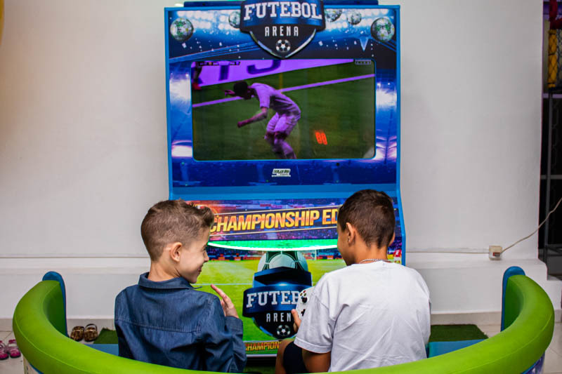 Festa infantil na de cidadeJaú sp no salão Castelo dos Sonhos