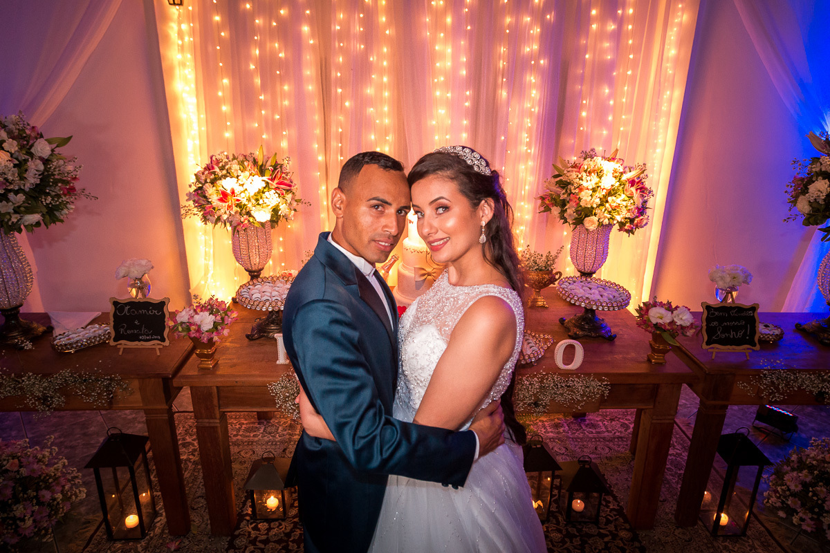 Festa de casamento no Salão de Festas LM Eventos Pinda