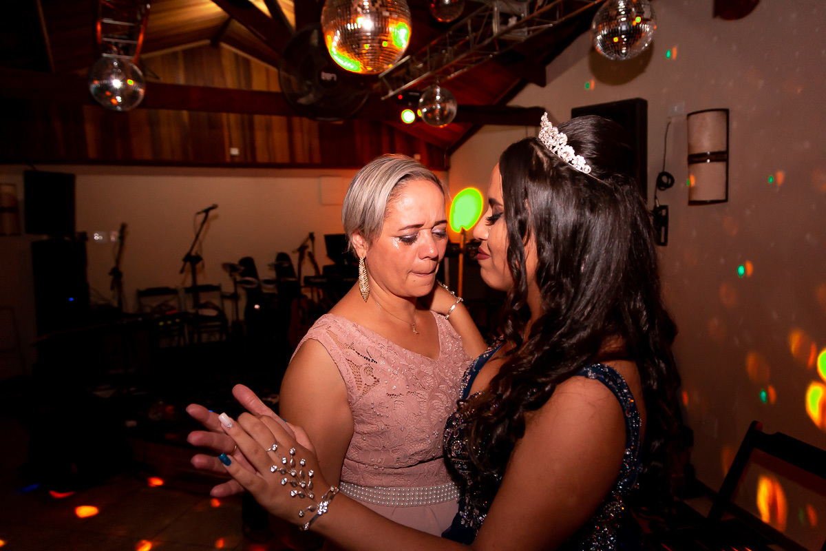 festa de 15 anos, cerimonia de 15 anos na cidade de tremembé, vestido de debutante 15 anos