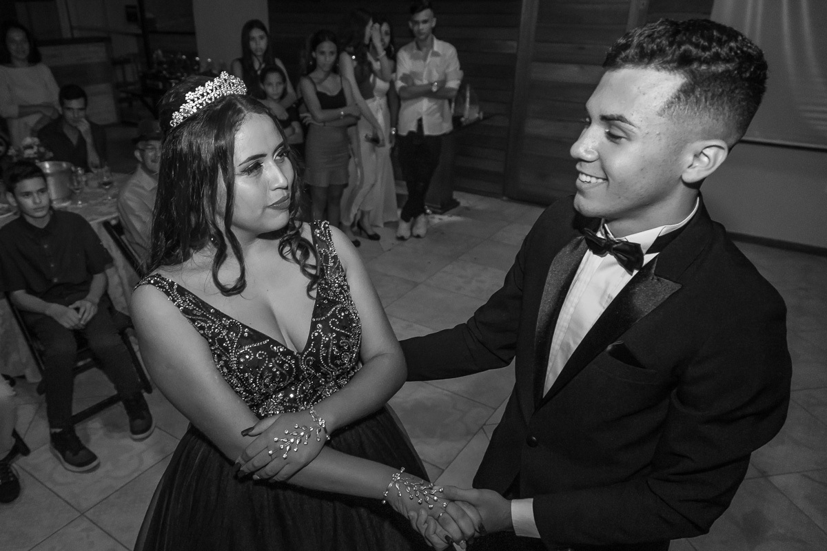 festa de 15 anos, cerimonia de 15 anos na cidade de tremembé, vestido de debutante 15 anos