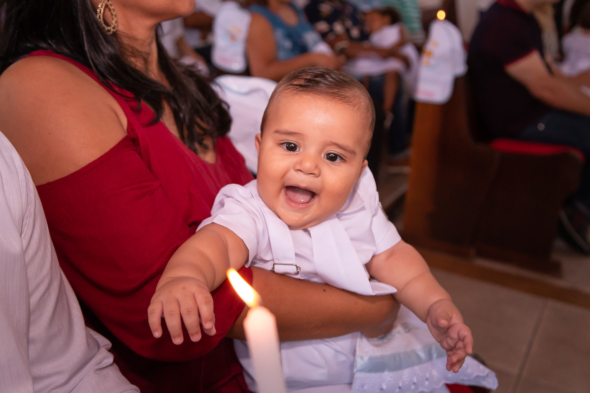 cerimonia de batismo na cidade de Pindamonhangaba