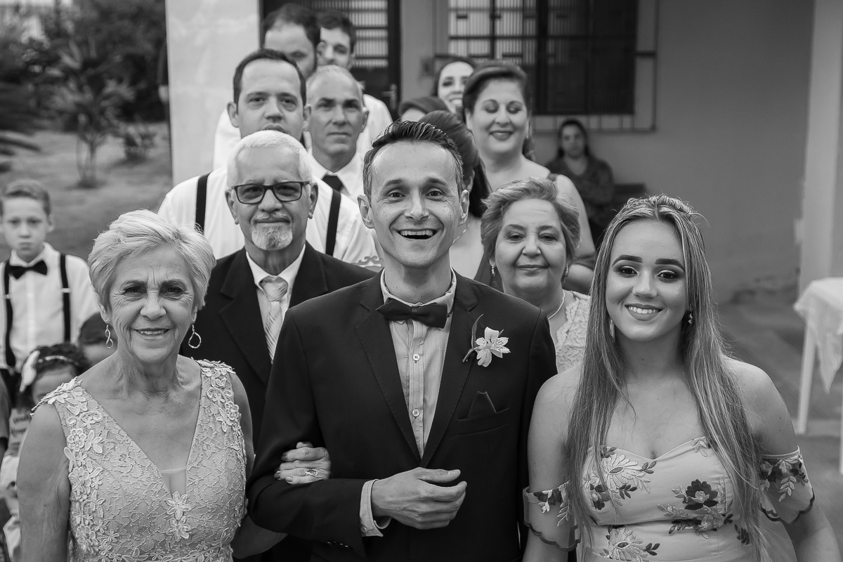 casamento no lar são judas Tadeu, fotografia de casamento em pinda