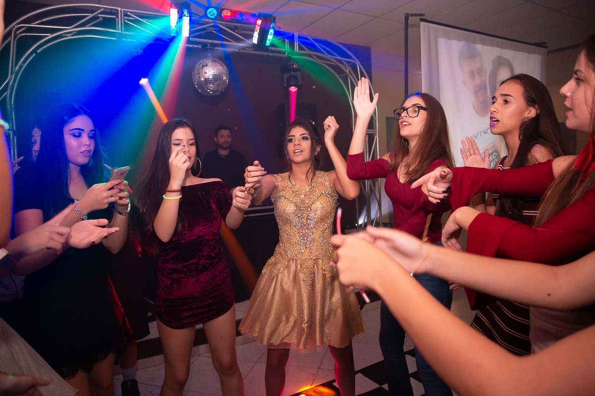 o melhor fotografo de festa de 15 anos de tremembé 