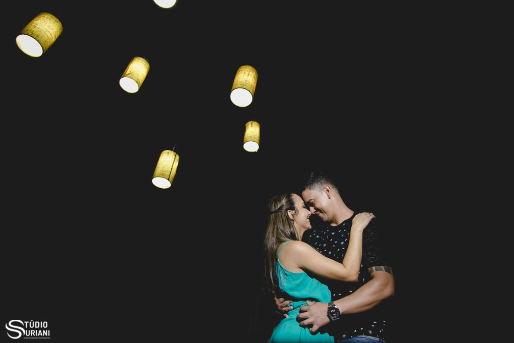 foto criativa com lustre