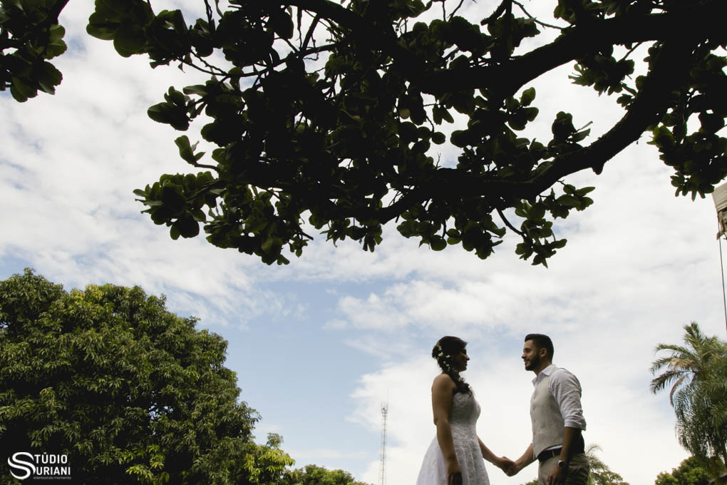 fotos dos noivos após o casamento