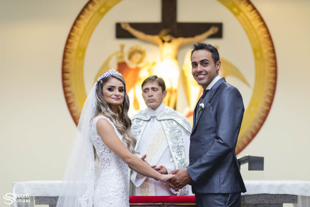 entrada das alianças e alianças para casamento