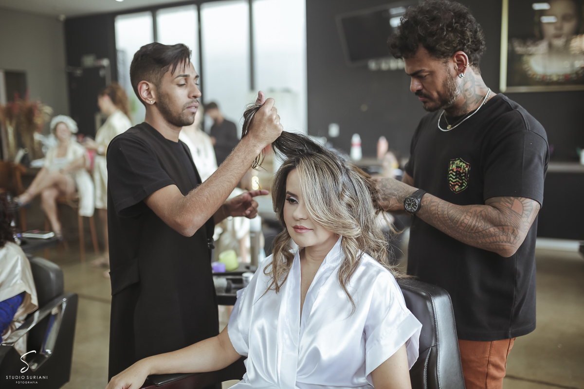 Melhor salão para noivas em Uberlândia Fernanda Naves, Manu e Hellen 