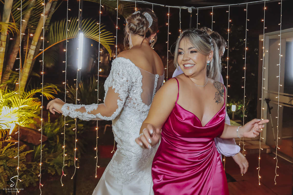 Noiva com convidadas 